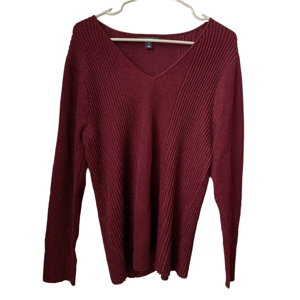 ALFANI Women’s Burgundy Long Sleeve V Neck Ribbed Metallic Sweater